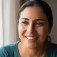 Sandra Gabriela Torres, Directora de Recursos Humanos Corporativo Torres & Asociados - testimonio de póliza anual de mantenimiento de extintores